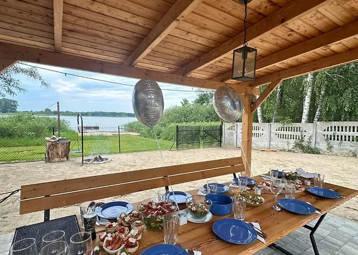 Nad Jeziorem Pod Wierzba Apartment Brdow