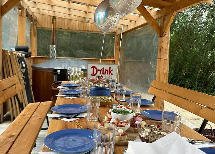 Nad Jeziorem Pod Wierzba *