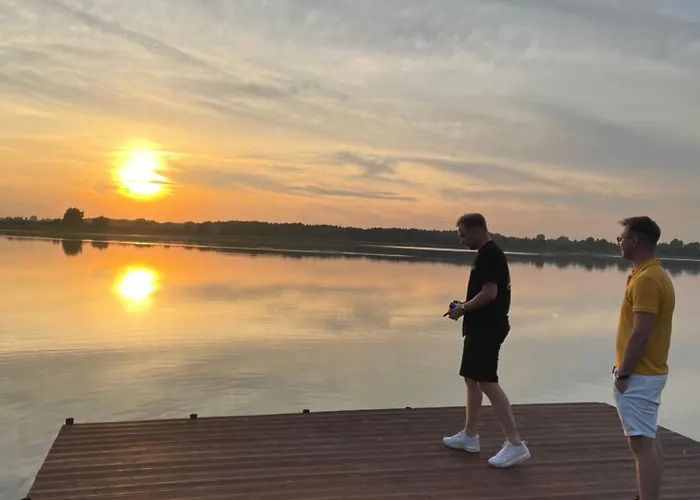 Nad Jeziorem Pod Wierzba Apartment *